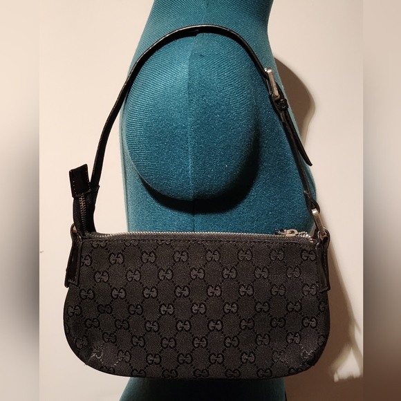 Lightly Used Horsebit Handbag - Picture 6 of 16